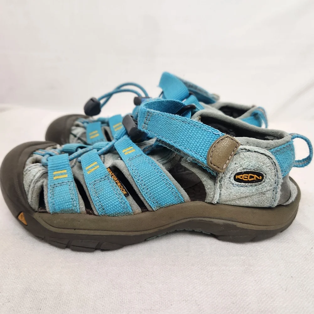 Keens Newport H2 Kids 12 Youth Gray Blue Sandals Waterproof
